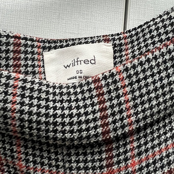 Aritzia Mini Flare Pants in plaid, size 00 - Picture 2 of 2